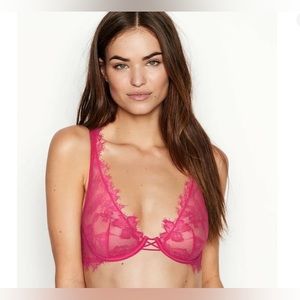 NWT Victoria’s Secret LUXE LINGERIE Unlined Lace Elongated Demi Bra Love Letter